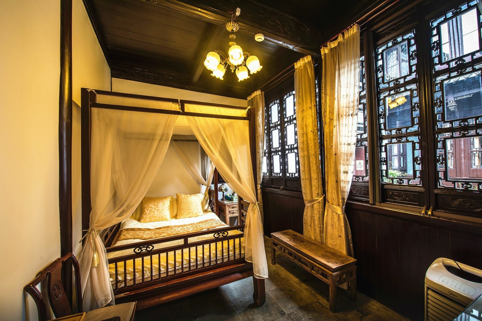 Tongli 1917 Best South Inn Сучжоу Экстерьер фото